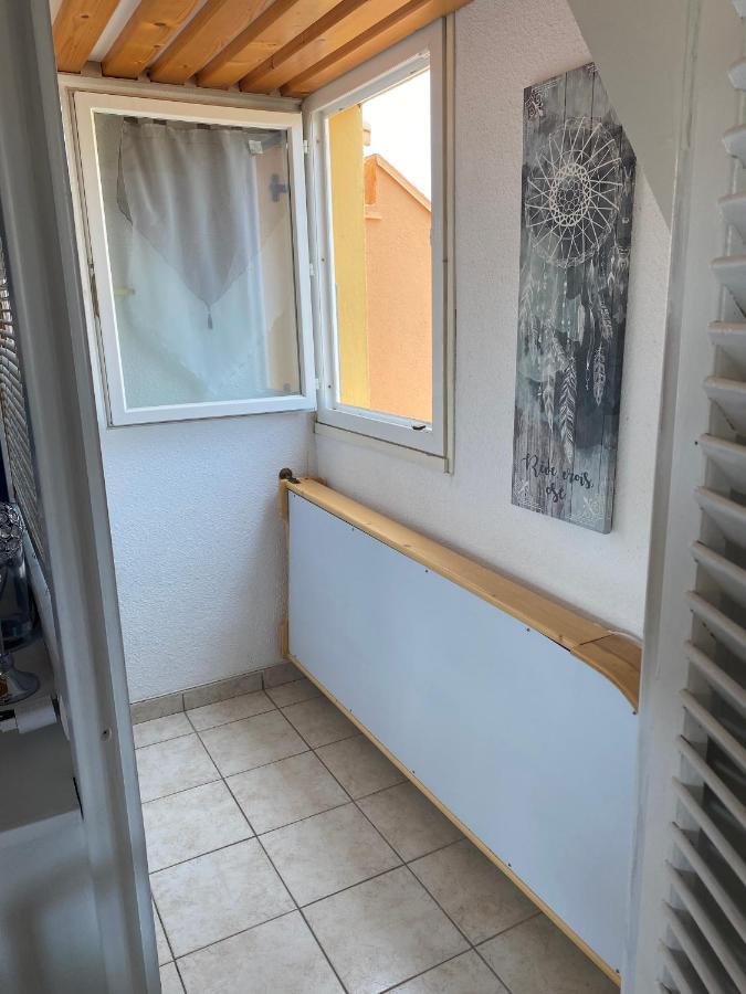 Joli Appartement Mezzanine Avec Parking La Roquille Agde Exteriör bild